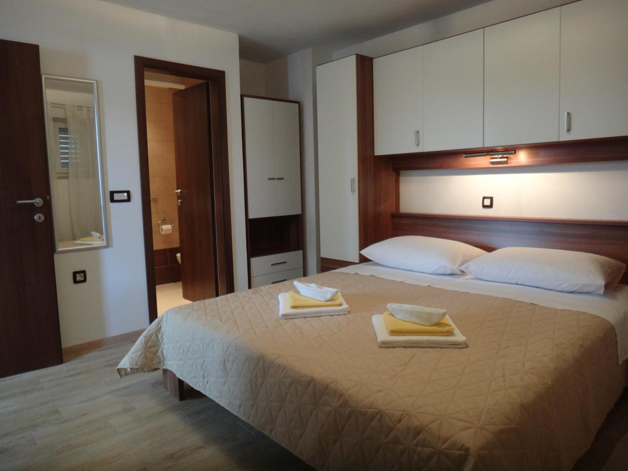 Apartments Selina Vinišće Eksteriør billede