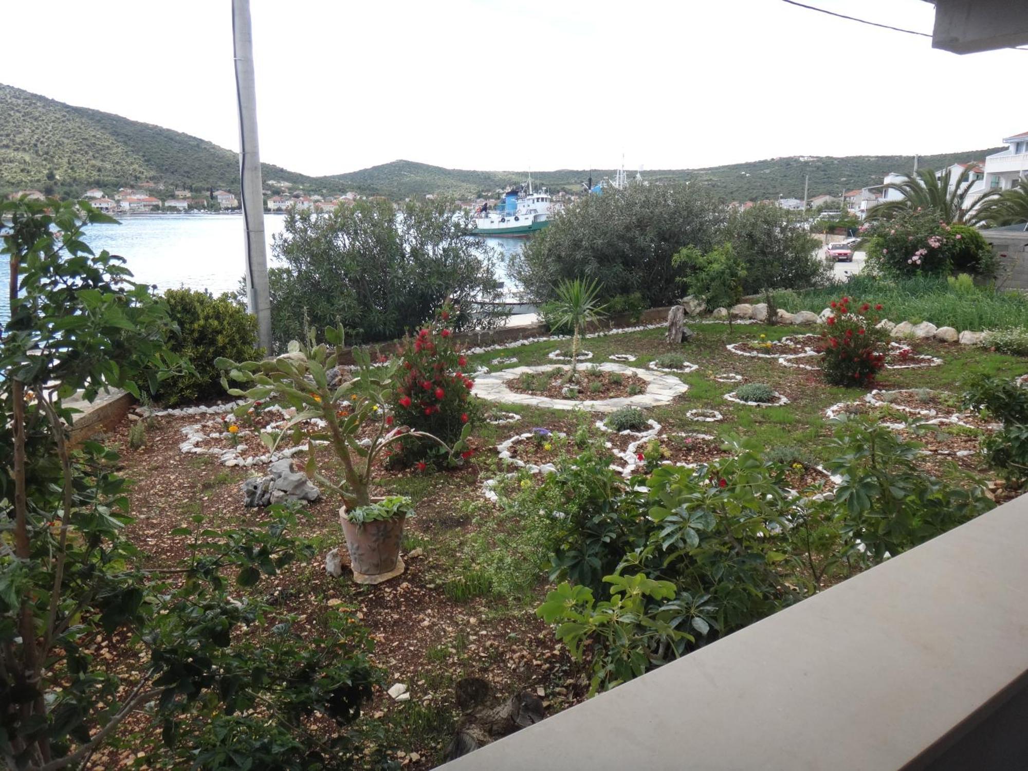 Apartments Selina Vinišće Værelse billede