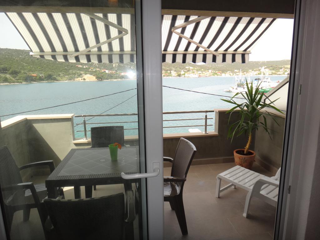 Apartments Selina Vinišće Værelse billede