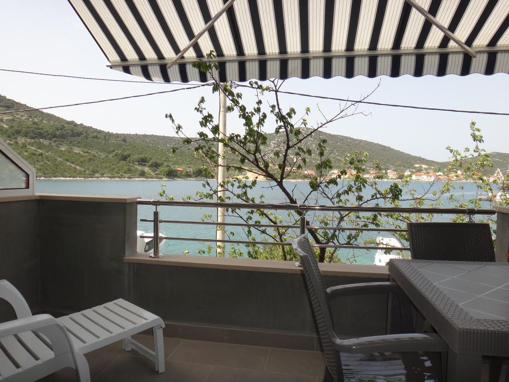 Apartments Selina Vinišće Værelse billede