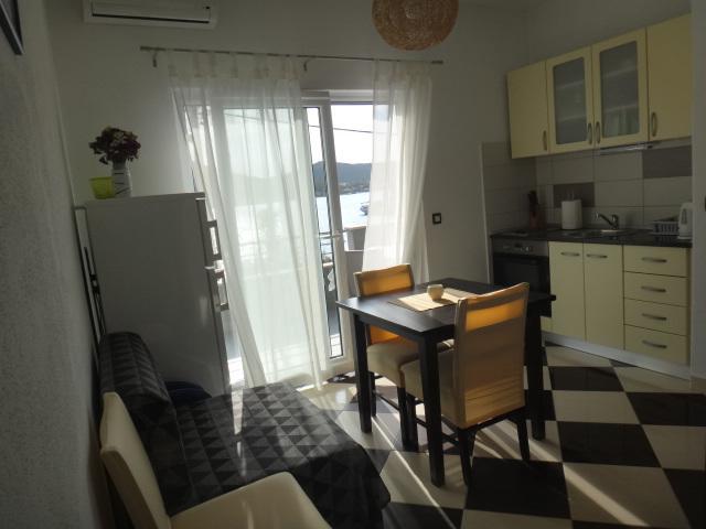 Apartments Selina Vinišće Eksteriør billede